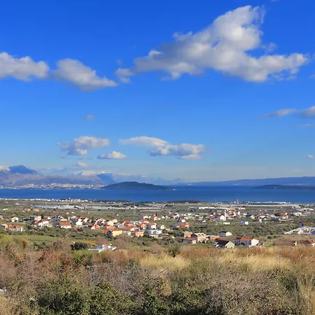 Family Friendly House With A Swimming Pool Plano, - 23937 Сasa de vacaciones *