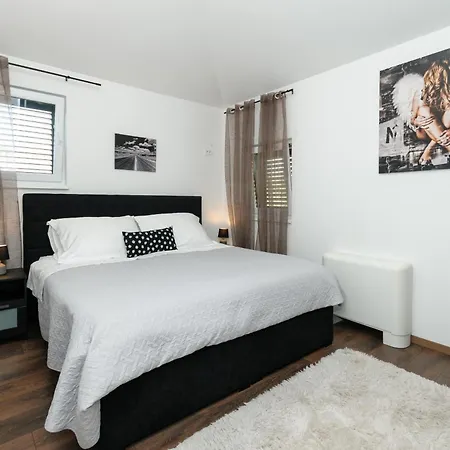 Family Friendly House With A Swimming Pool Plano, - 23937 * Trogir