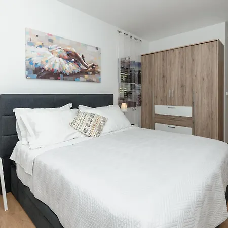 Family Friendly House With A Swimming Pool Plano, - 23937 Trogir