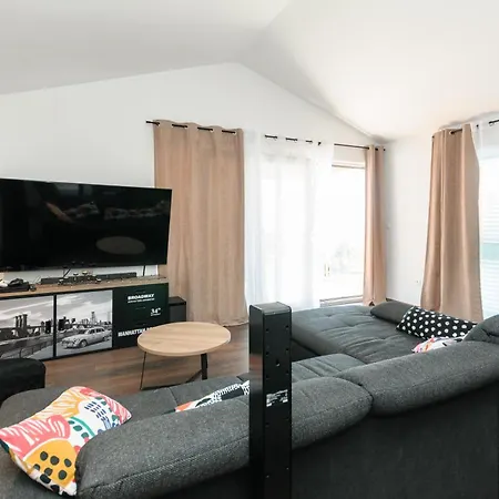 Nyaraló Family Friendly House With A Swimming Pool Plano, - 23937
